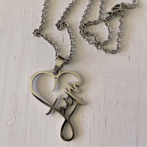 Faith heart pendant & chain Necklace silver tone